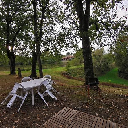 camping de la chagnée Saint-Aubin-le-Cloud Camera foto