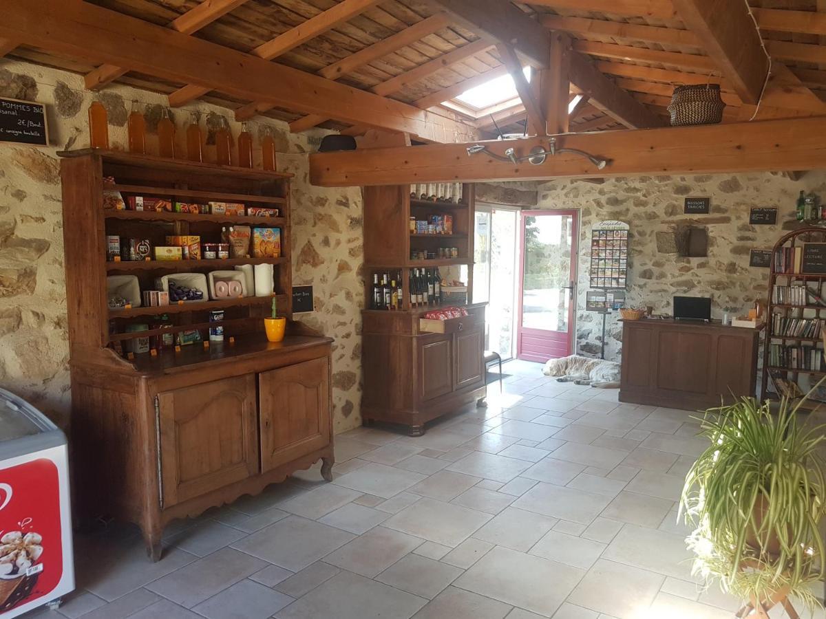 camping de la chagnée Saint-Aubin-le-Cloud Esterno foto