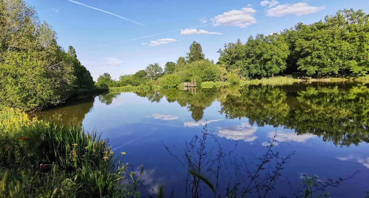 camping de la chagnée Saint-Aubin-le-Cloud Esterno foto