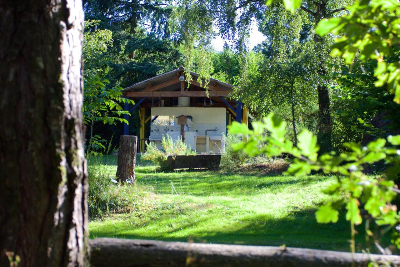 camping de la chagnée Saint-Aubin-le-Cloud Esterno foto