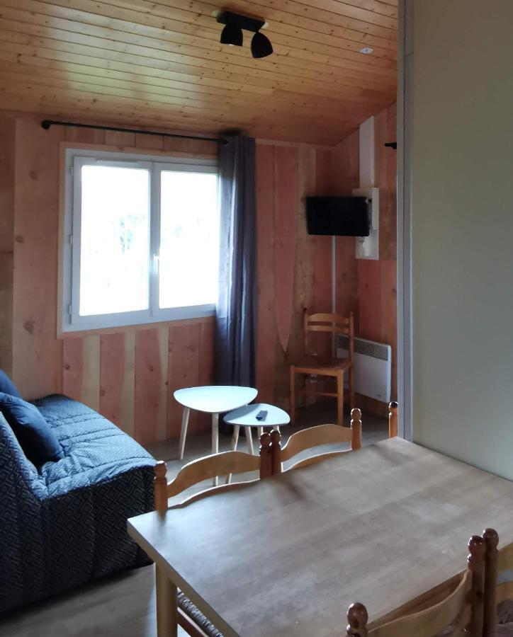camping de la chagnée Saint-Aubin-le-Cloud Esterno foto